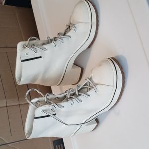 Women's booties